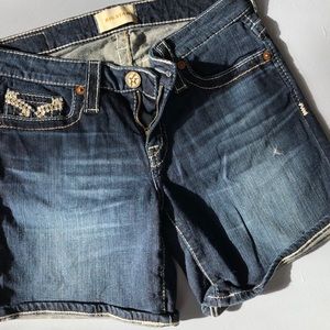 Big star jean shorts.